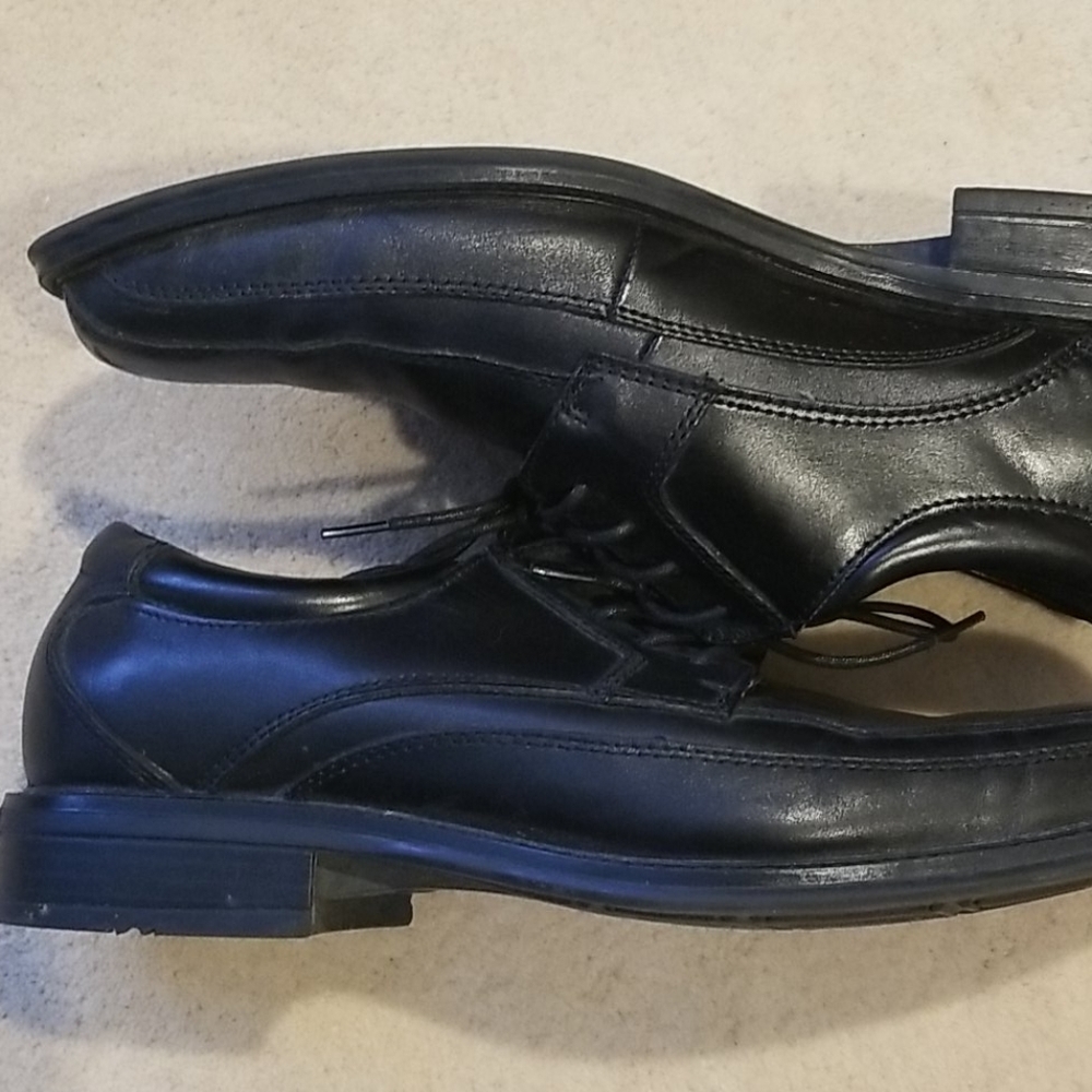 Dockers Casual Shoes - Picture 3 of 6